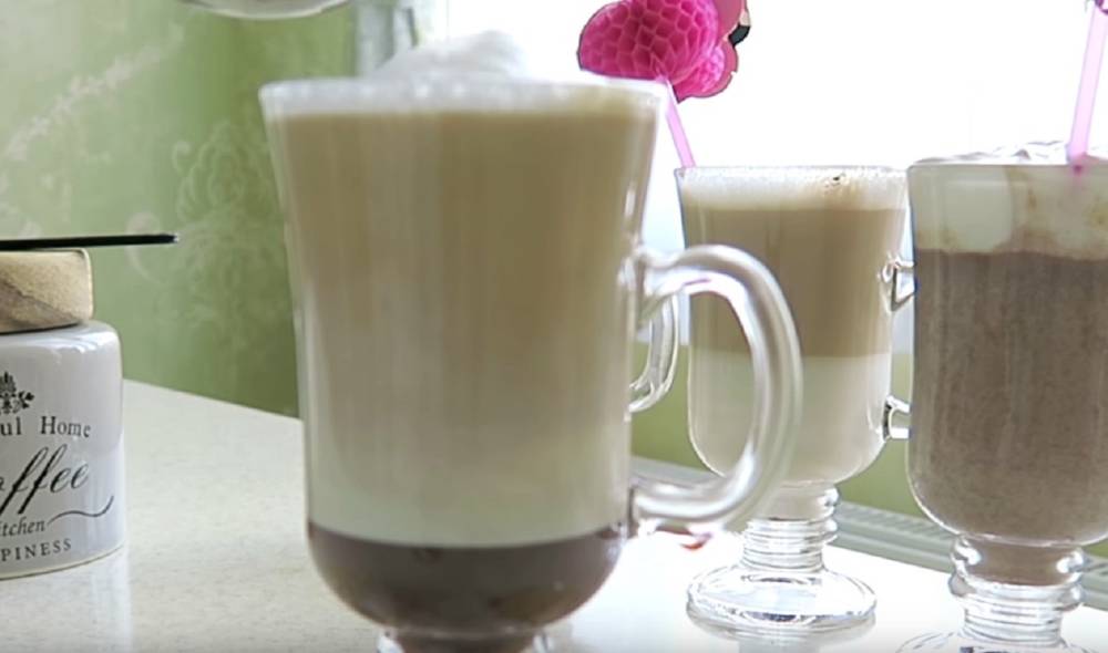 Подарят свежесть и взбодрят: 5 холодных напитков из кофе, от которых невозможно оторваться летом