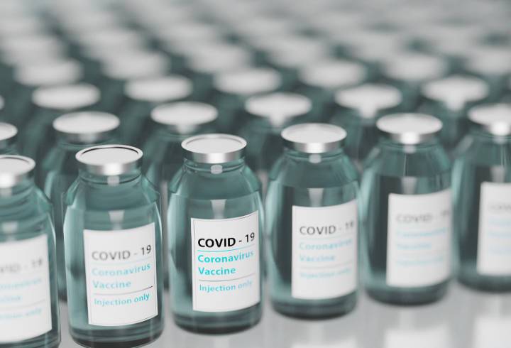 Депутат рассказал, чем опасно приобретение фальшивых сертификатов о прививке от COVID-19