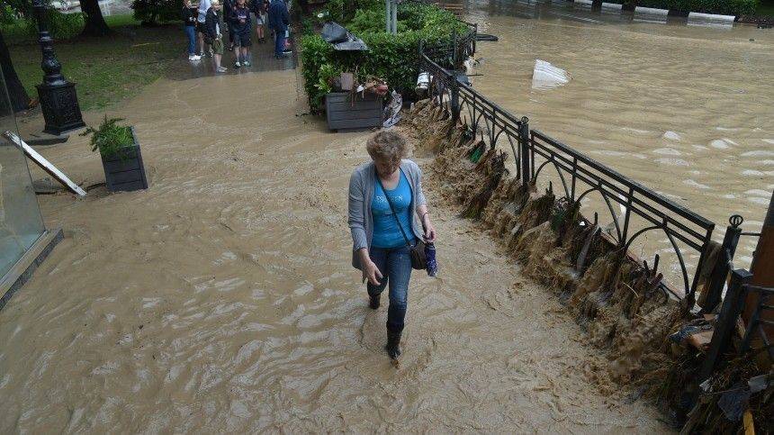 Ситуация SOS: мэр призвала жителей Ялты говорить о проблемах из-за новых дождей