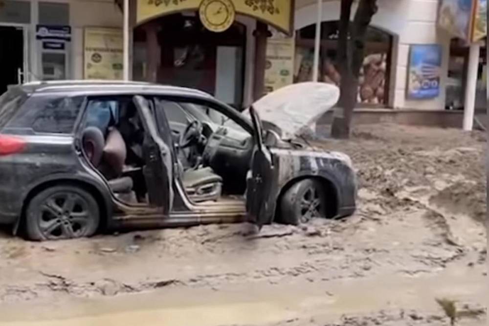 Появились видео нового потопа в Ялте, Анапе и Геленджике
