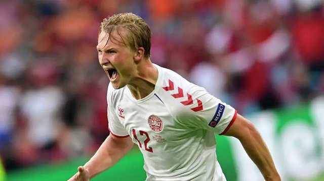 Дания разгромила Уэльс и вышла в 1/4 финала Евро 2020