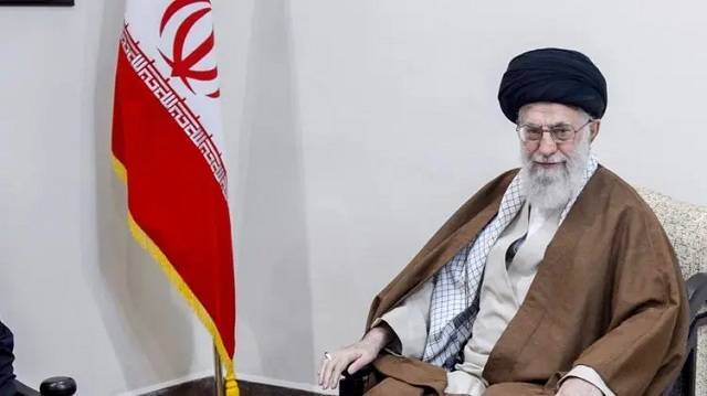 Белый дом может снять санкции с духовного лидера Ирана ради ядерной сделки