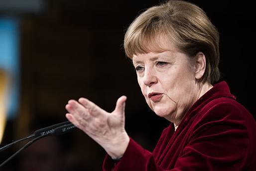 В National Interest назвали «унижением» для Меркель провал инициативы по саммиту с Россией