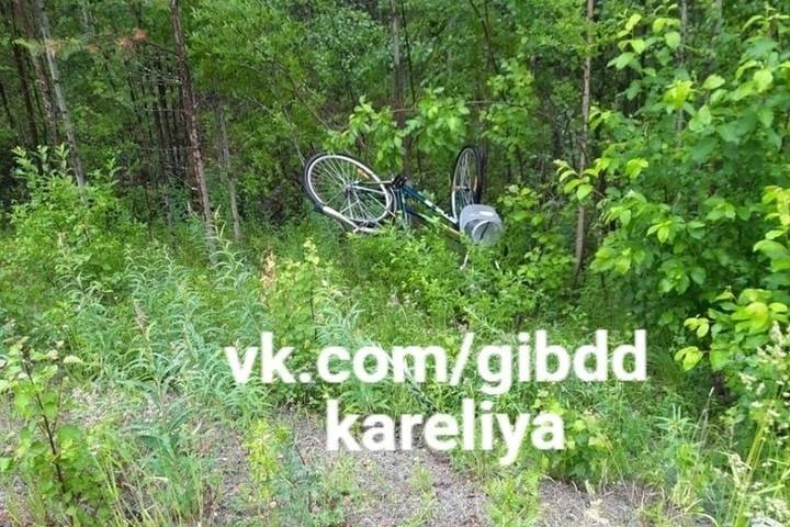 В субботу в Карелии фура и Опель сбили велосипедистов