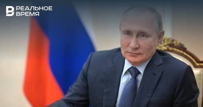 Путин поручил организовать вакцинацию трудовых мигрантов до 15 июля
