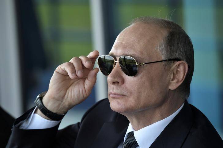 Путин поручил правительству подготовить "дорожную карту" по снижению уровня углеродоемкости экономики РФ