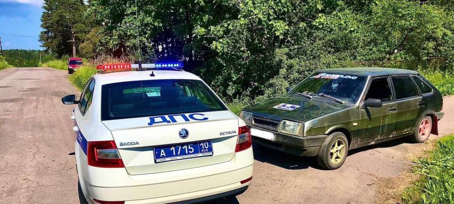 Автоинспекторы поймали в карельской деревне 18-летнего водителя без прав