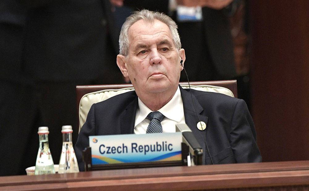 Президент Чехии настаивает на более тщательном расследовании взрывов во Врбетице