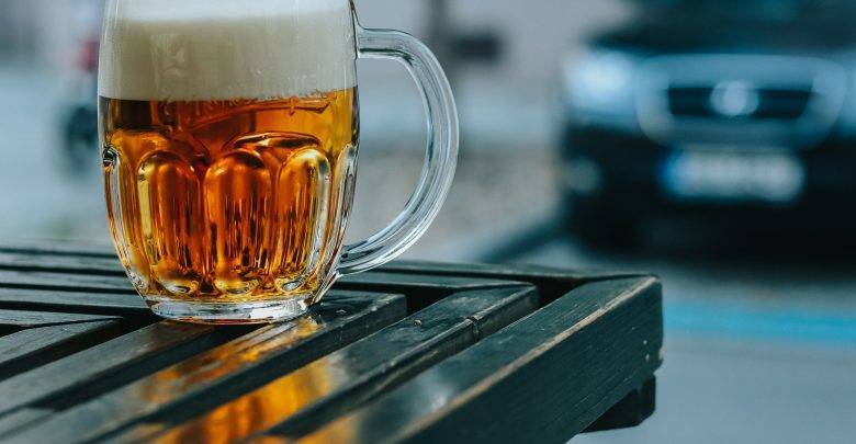 Россиян призвали не вводить в заблуждение продажей "пива специального"