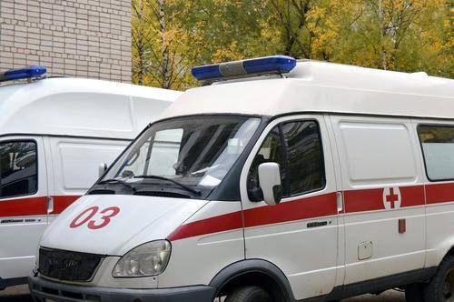 В Астраханской области при съезде автомобиля с дороги пострадали восемь человек
