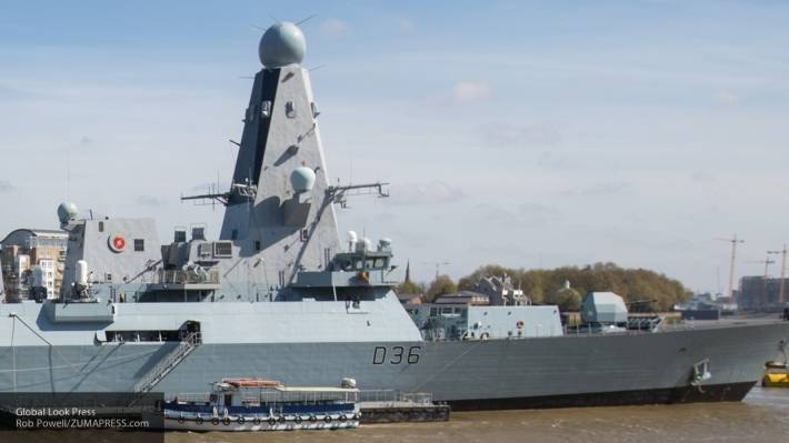 Политолог рассказал, что для РФ означает находка секретных документов по HMS Defender