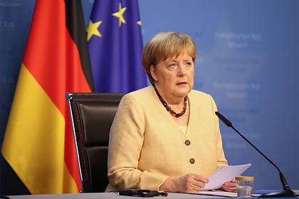 Меркель призвала Евросоюз противостоять Путину