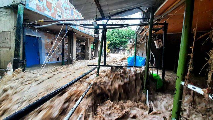 Власти Крыма оценили ущерб от наводнения в 12,5 млрд рублей