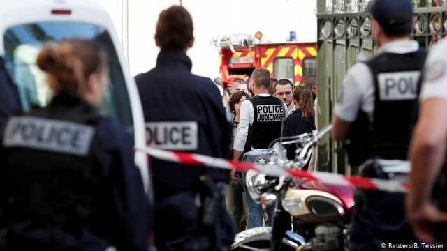 В Германии неизвестный напал на двух человек с ножом: оба в тяжелом состоянии