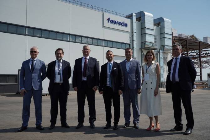 Faurecia открыла новое предприятие в Тольятти