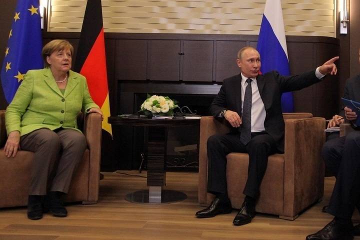 Меркель призвала страны ЕС объединиться из-за Путина