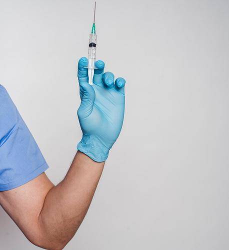 Москалькова: сотрудникам необходимо объяснять, что вакцинация - это «оправданная мера»