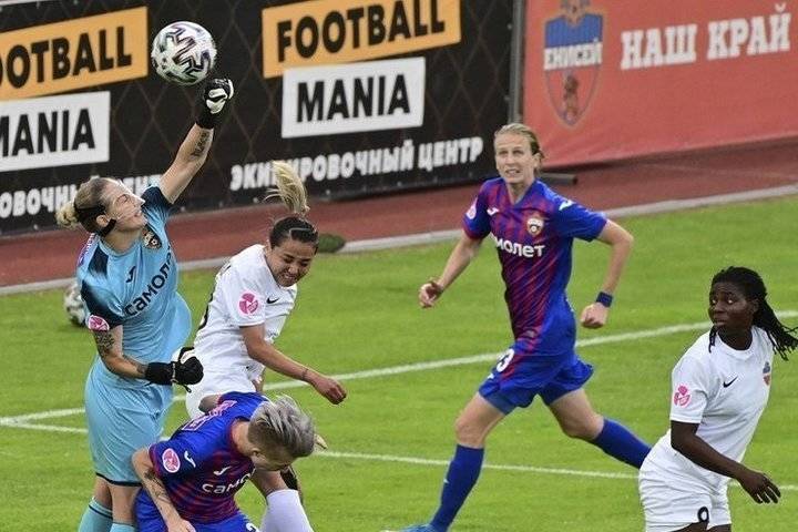 Женский футбольный «Енисей» впервые в истории обыграл ЦСКА в матче чемпионата России