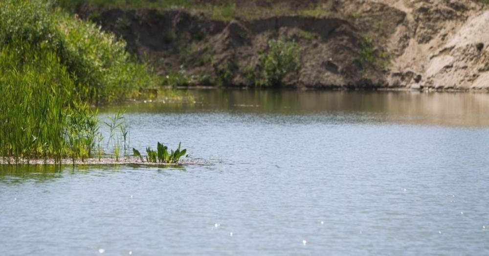 В Зеленоградском районе мужчина ушёл на рыбалку и застрял в болоте