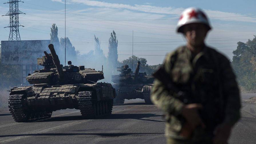 ЛНР заявили о размещении Киевом бронетехники в жилых районах