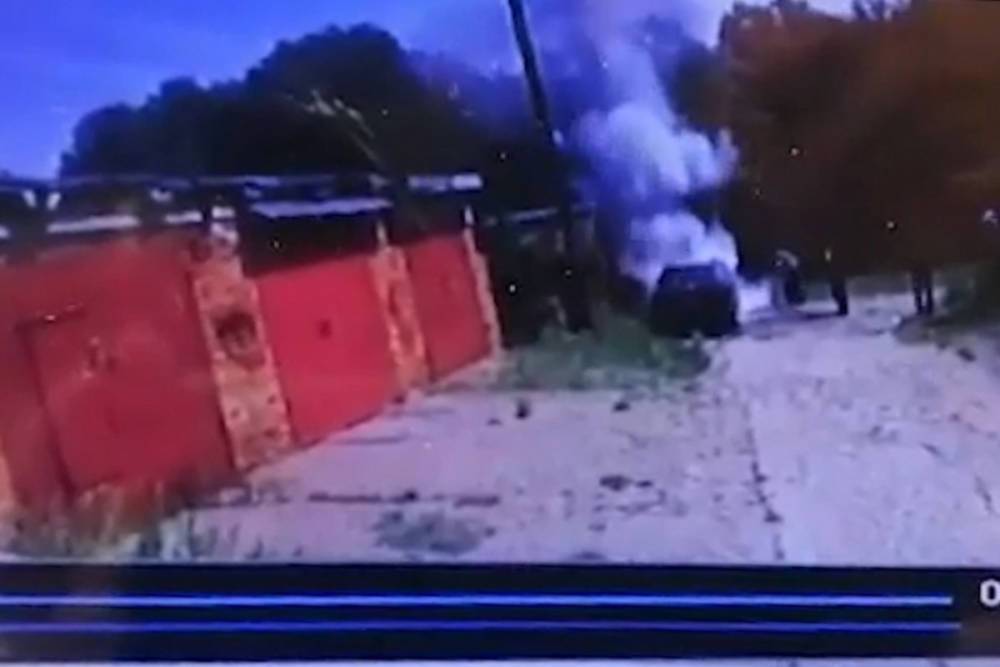 В Козьмодемьянске сотрудники ДПС вовремя потушили огонь в автомобиле