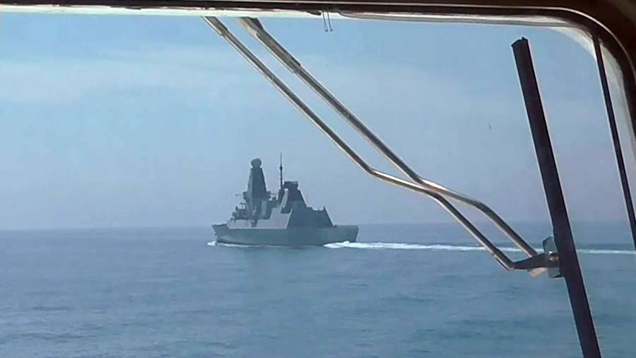 Эксперт предположил спланированную утечку документов о проходе эсминца у Крыма