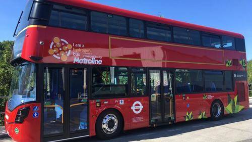 Первые двухэтажные водородные автобусы будут запущены в Лондоне