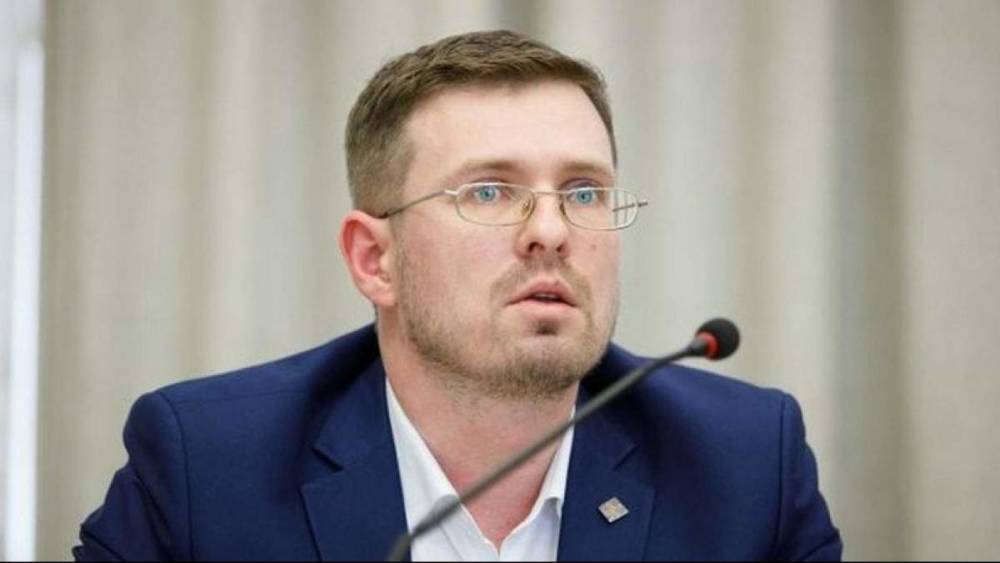 Санврач Украины объяснил, почему чиновников вакцинируют препаратом от Pfizer