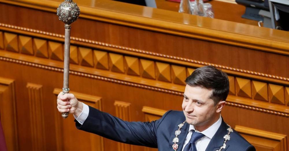 Законопроект Зеленского о большом гербе Украины: как будет выглядеть символ (фото)