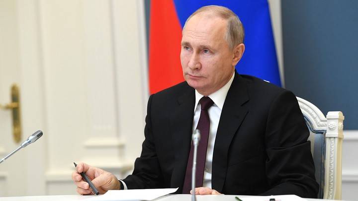 Путин планирует следить за матчами сборной России на Евро-2020