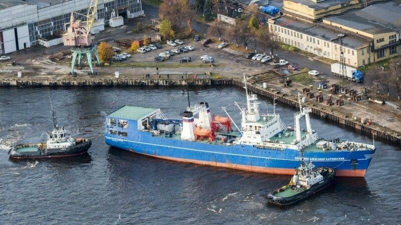 Губернатор Ленобласти допустил перенос петербургского порта в Приморск