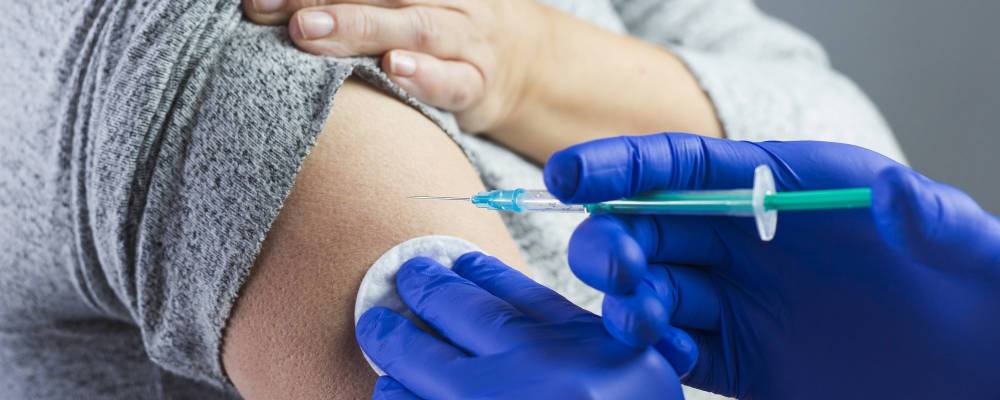 Жители России назвали причины отказа от вакцинации
