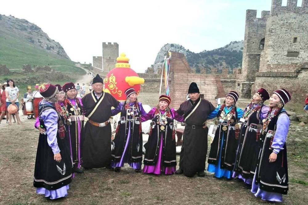 Анасмбль «Худара» из Бурятии стал лауреатом фестиваля в Крыму