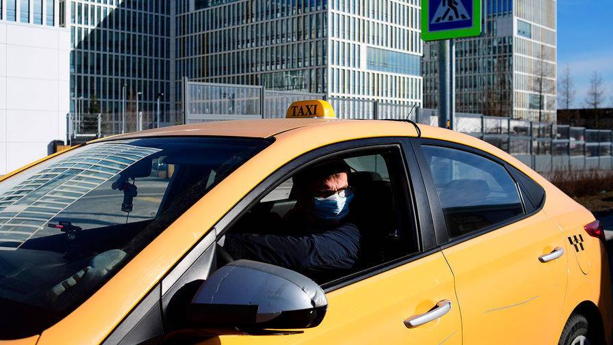 Водителям такси с опытом менее трех лет могут запретить использовать агрегаторы