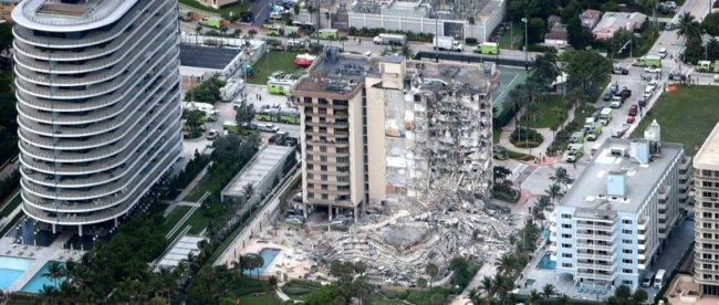 Обрушение 12-этажного дома во Флориде: число жертв выросло до 12-ти