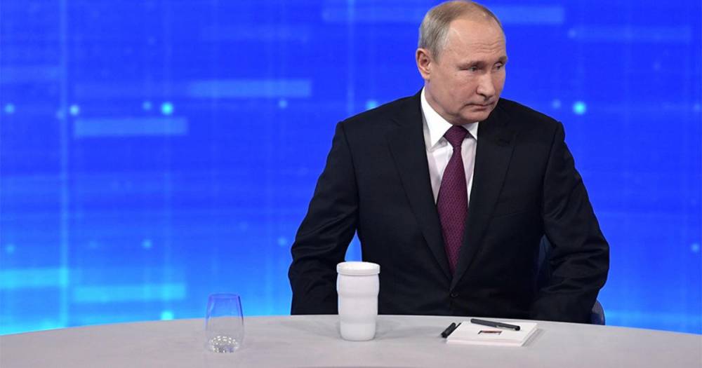Путин пообещал не оставить без внимания ни один вопрос "Прямой линии"