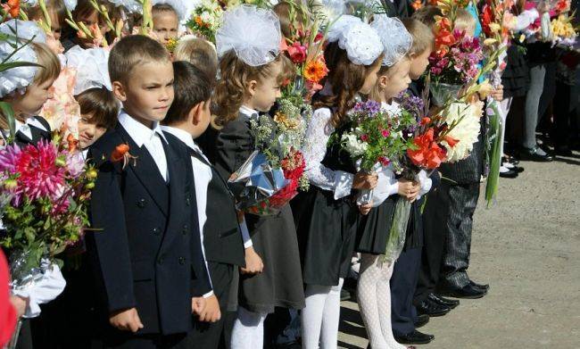 Путин пообещал ученикам младших классов учебу в обычном режиме