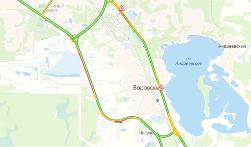 Около Тюмени на трассе Е-22 автомобилисты сообщают о пробке в 6 км