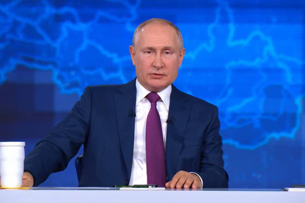 Путин о телефонных мошенниках: они просто подонки, с этим нужно бороться