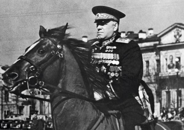 Снятие Жукова с поста министра обороны: в чём обвиняли маршала «Победы»