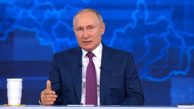 Путин отметил урегулирование вопросов с работой Telegram в России