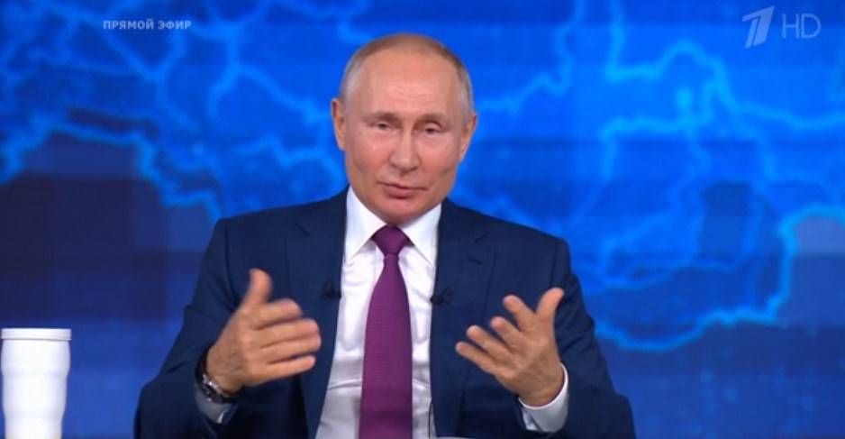 Липчанка спросила Владимира Путина про провал сборной России на Евро