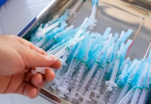 Украина открыла запись на вакцинацию от Covid-19 для жителей ОРДЛО и Крыма
