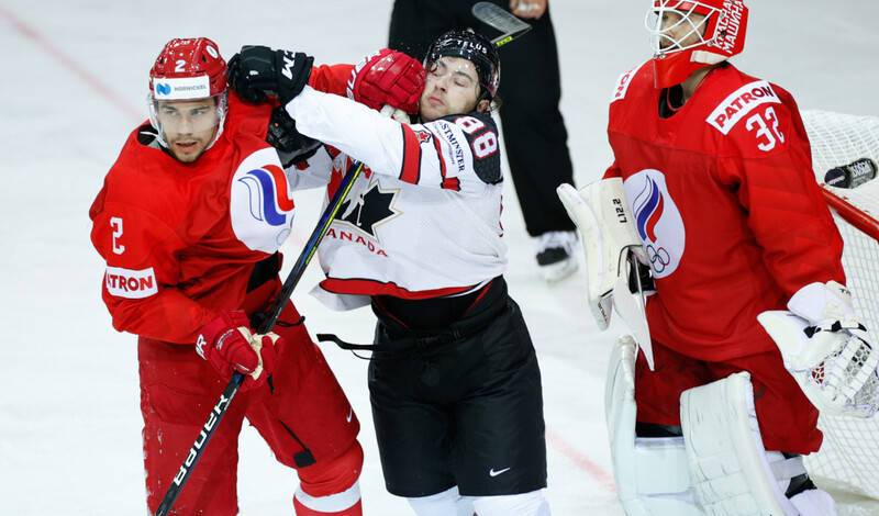 Сборная РФ уступила Канаде в четвертьфинале чемпионата мира по хоккею