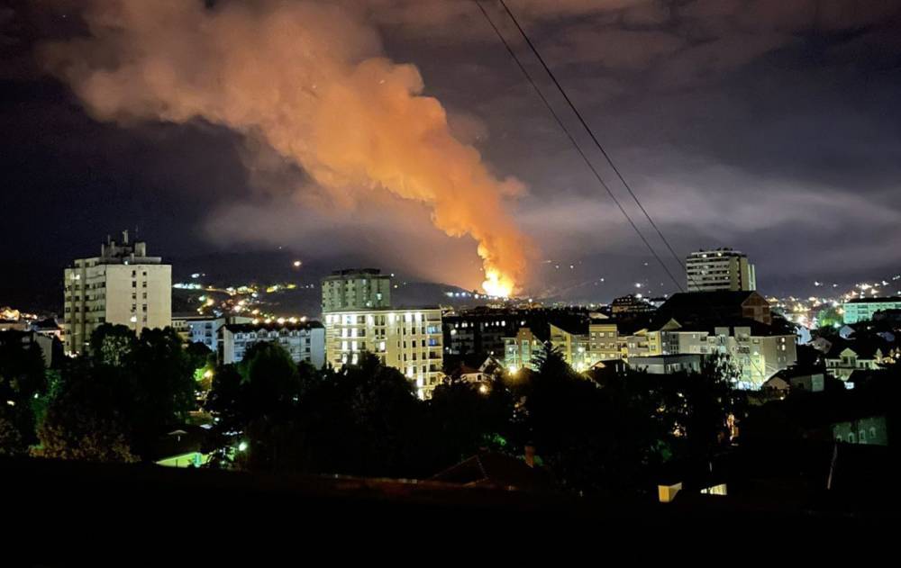 В Сербии на военном заводе прогремели взрывы