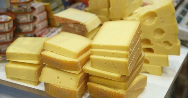 Сезонного падения цен на сыр в Украине не будет — эксперты