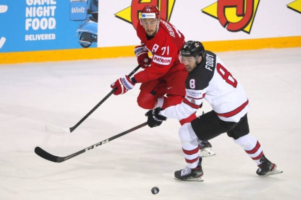 Форвард Бурдасов: сборная России по хоккею приняла поражение по-мужски