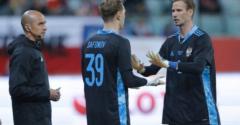 Черчесов рассказал, кто будет основным вратарём сборной России на Евро-2020