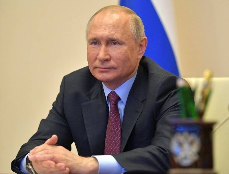Путин заявил о продлении программы льготной ипотеки до 1 июля 2022 года