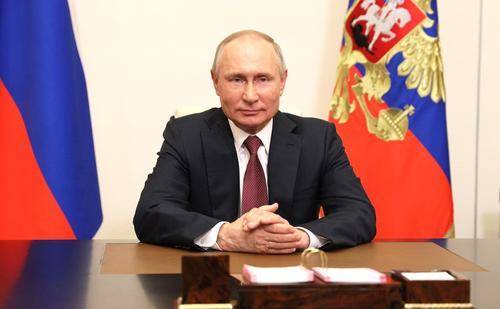 Путин: Россия возвращается к нормальной жизни после испытаний, связанных с COVID-19